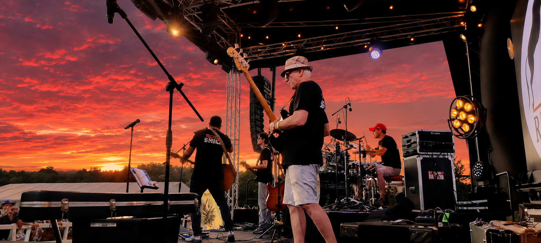 Rosy Smile en concert au coucher du soleil